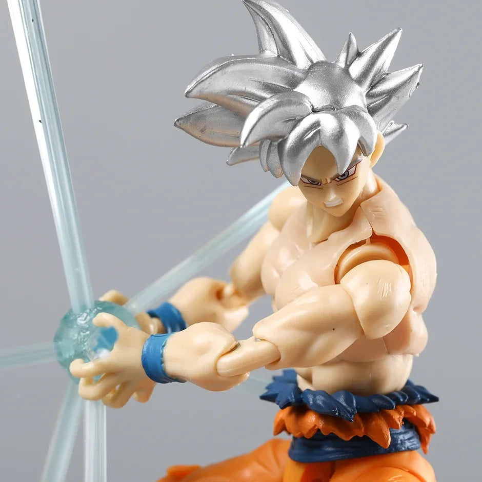 SHF Silver Hair Son Goku Ultra Instinct - Image 21